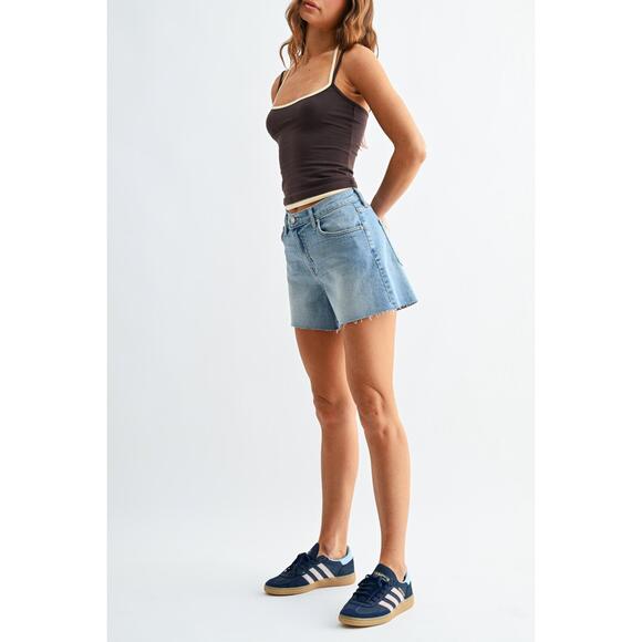 JUST BLACK DENIM Pants - NEW JUST BLACK DENIM kate stretch jean shorts in light denim